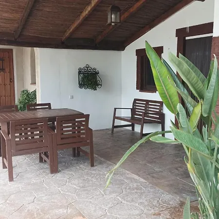 Masia Rural Ribes Vakantiehuis Deltebre